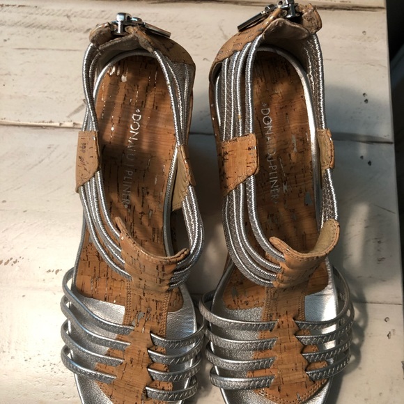 Sandals - Picture 6 of 7